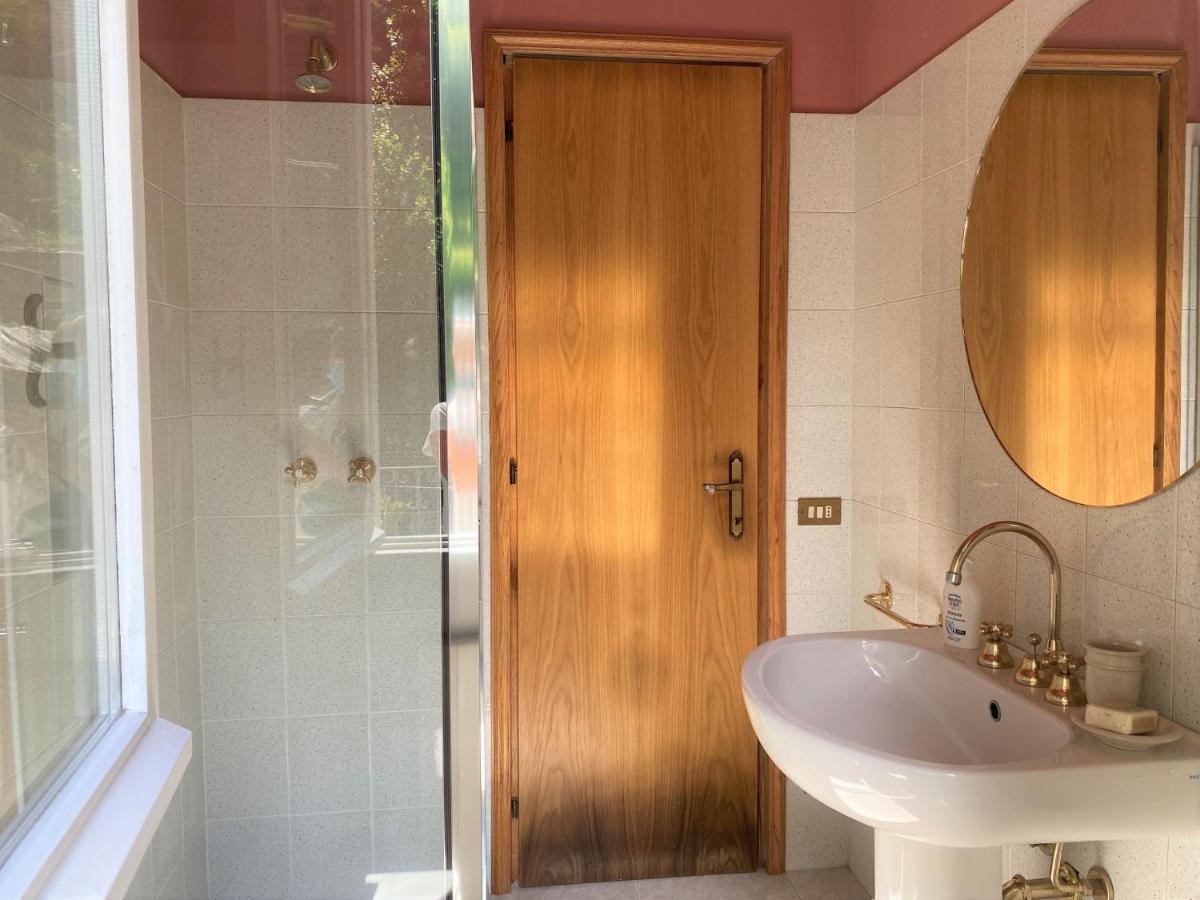 Casa Del Custode: Renovated Flat With Garden In A Villa Near The Lake Stresa Dış mekan fotoğraf