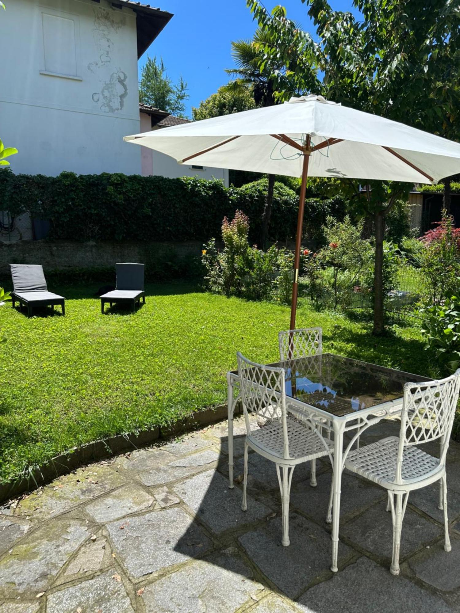 Casa Del Custode: Renovated Flat With Garden In A Villa Near The Lake Stresa Dış mekan fotoğraf